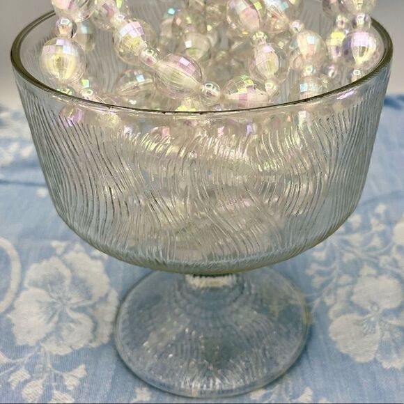 Vintage Hoosier Glass Wavy Clear Pedestal Candy Dish Compote - Picture 12 of 13